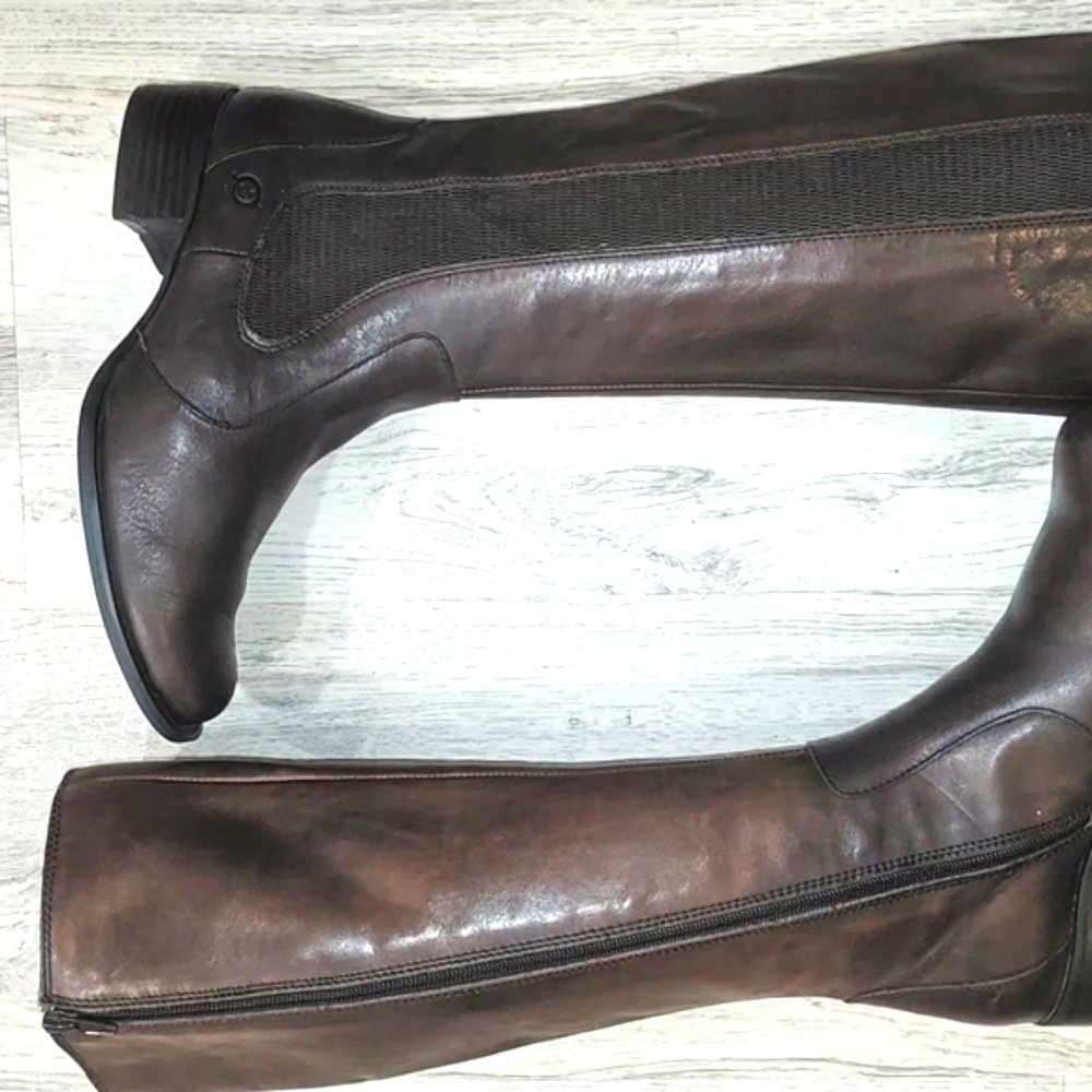 Born Tall Brown Boots Vintage